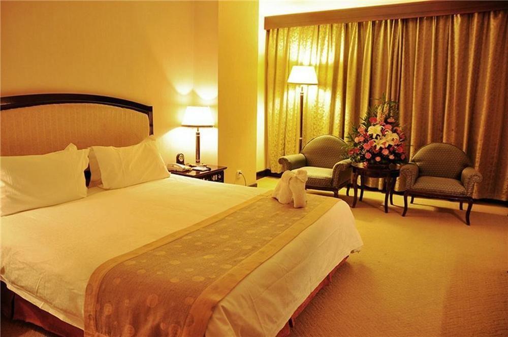Luoyang Grand Hotel Экстерьер фото